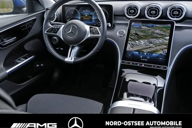 Mercedes-Benz C 300 (Clasa C) din 2023 cu 10.753 km - oferta MER223832 - foto 9