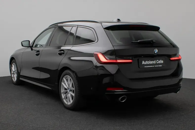 BMW 318i (Seria 3) din 2025 cu 19.123 km - oferta BMW223834 - foto 8