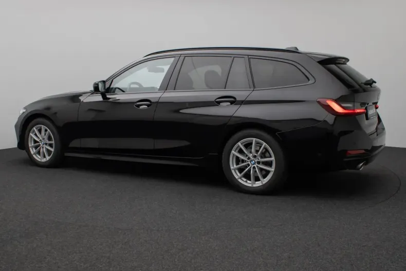 BMW 318i (Seria 3) din 2025 cu 19.123 km - oferta BMW223834 - foto 9