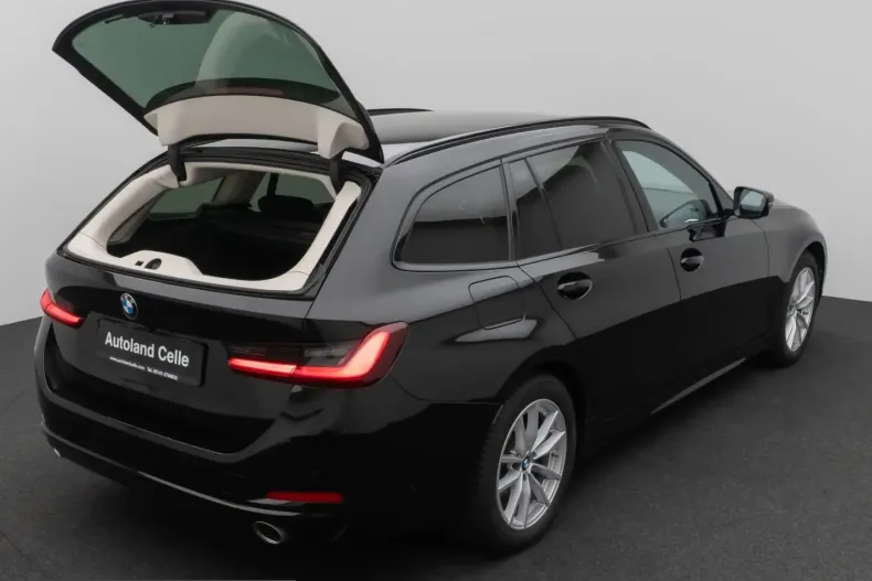 BMW 318i (Seria 3) din 2025 cu 19.123 km - oferta BMW223834 - foto 12