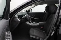 BMW 318i (Seria 3) din 2025 cu 19.123 km - oferta BMW223834 - foto 19