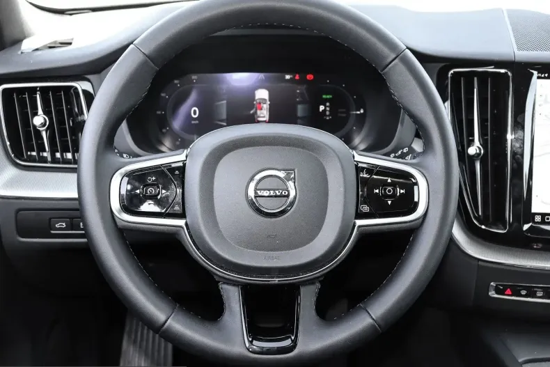 Volvo XC60 din 2024 cu 19.499 km - oferta VOL223839 - foto 6