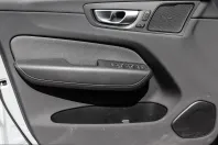 Volvo XC60 din 2024 cu 19.499 km - oferta VOL223839 - foto 10