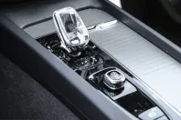 Volvo XC60 din 2024 cu 19.499 km - oferta VOL223839 - foto 12