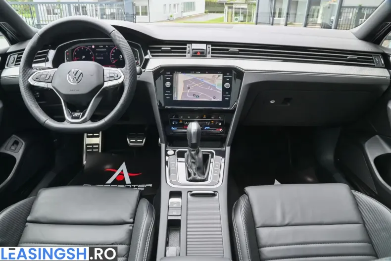 Volkswagen Passat Variant din 2023 cu 19.475 km - oferta VOL223840 - foto 10