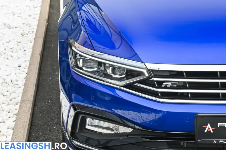 Volkswagen Passat Variant din 2023 cu 19.475 km - oferta VOL223840 - foto 24