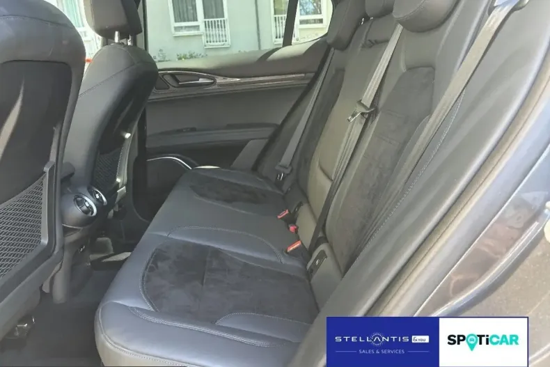 Alfa Romeo Stelvio din 2021 cu 48.589 km - oferta ALF223843 - foto 10