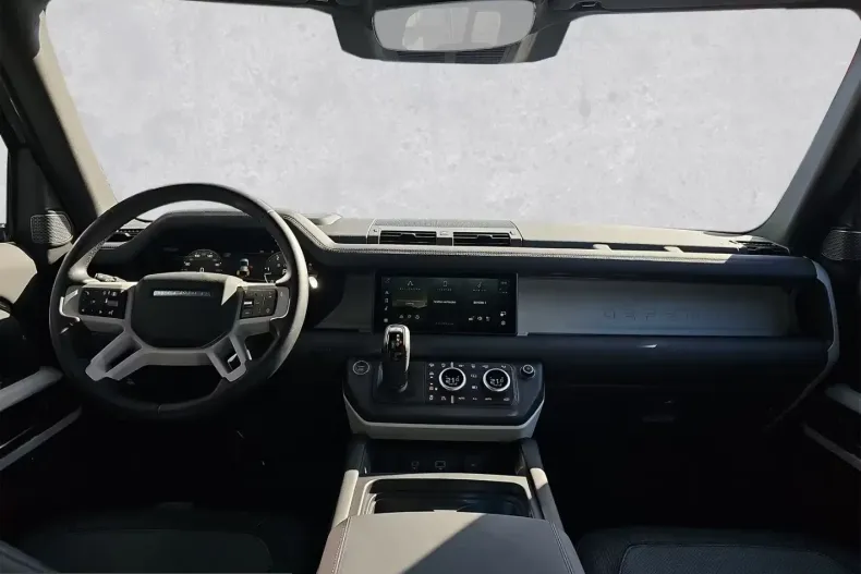 Land Rover Defender din 2024 cu 27.000 km - oferta LAN223844 - foto 9