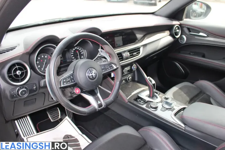 Alfa Romeo Stelvio din 2021 cu 30.000 km - oferta ALF223845 - foto 14