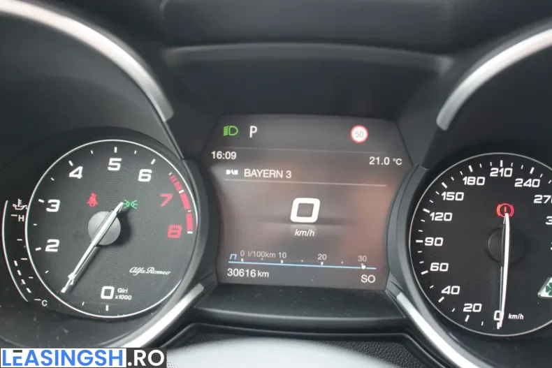 Alfa Romeo Stelvio din 2021 cu 30.000 km - oferta ALF223845 - foto 18