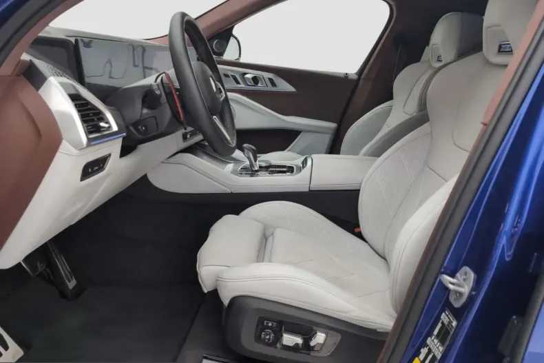 BMW XM (Seria X) din 2025 cu 25.584 km - oferta BMW223849 - foto 4