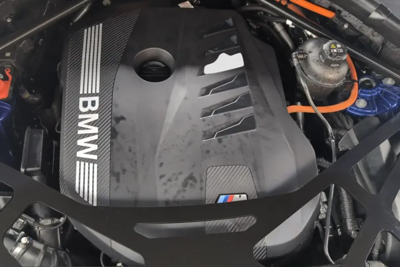 BMW XM (Seria X) din 2025 cu 25.584 km - oferta BMW223849 - foto 11