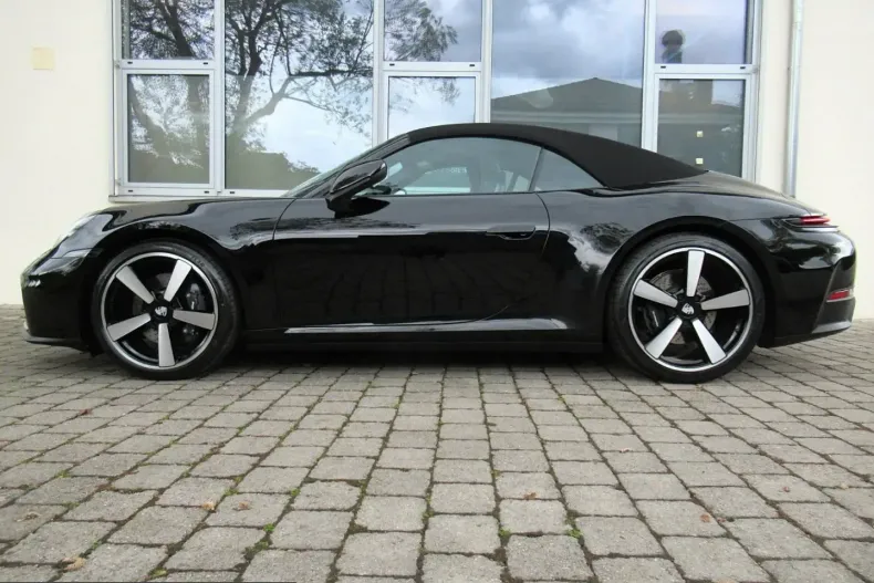 Porsche 992 din 2025 cu 6.000 km - oferta POR223859 - foto 1