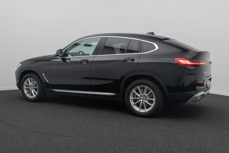 BMW X4 (Seria X) din 2022 cu 25.593 km - oferta BMW223860 - foto 9