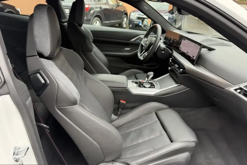 BMW M4 (Seria 4) din 2025 cu 26.900 km - oferta BMW223863 - foto 19
