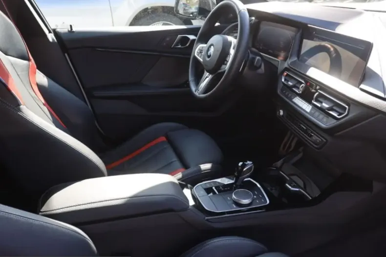 BMW 220i (Seria 2) din 2024 cu 15.300 km - oferta BMW223871 - foto 6