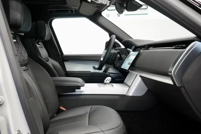 Land Rover Range Rover din 2024 cu 23 km - oferta LAN223876 - foto 16