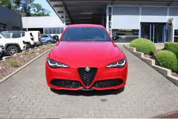 Alfa Romeo Giulia din 2023 - oferta ALF223878