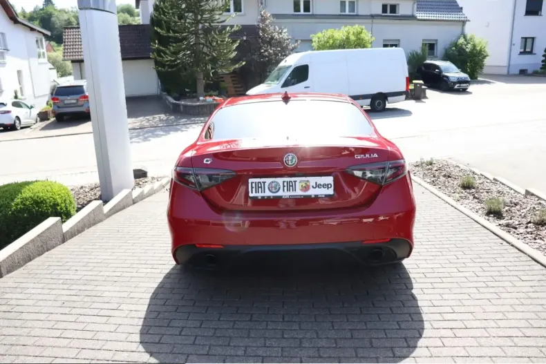 Alfa Romeo Giulia din 2023 cu 11.199 km - oferta ALF223878 - foto 4