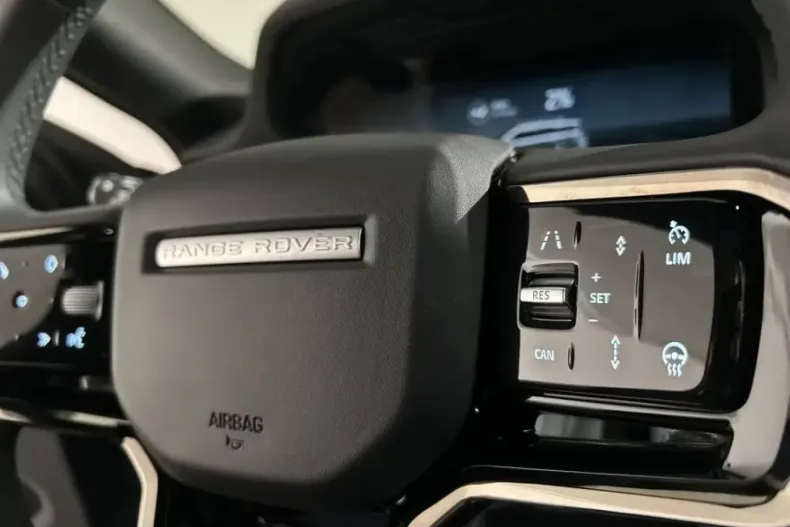 Land Rover Range Rover Evoque din 2025 cu 5.872 km - oferta LAN223880 - foto 11