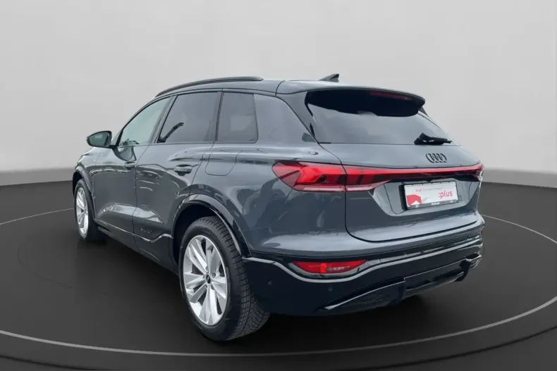 Audi Q6 e-tron din 2025 cu 18.061 km - oferta AUD223881 - foto 2