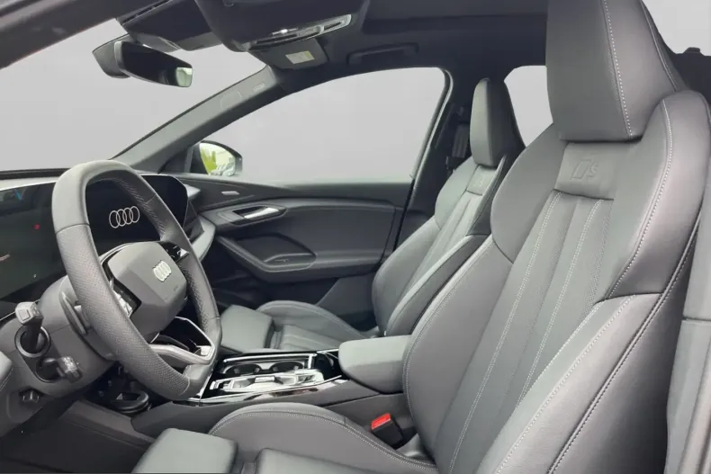 Audi Q6 e-tron din 2025 cu 18.061 km - oferta AUD223881 - foto 8