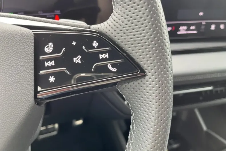 Audi Q6 e-tron din 2025 cu 18.061 km - oferta AUD223881 - foto 14