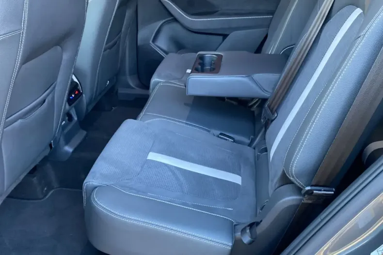 Skoda Kodiaq din 2025 cu 10.049 km - oferta SKO223883 - foto 9