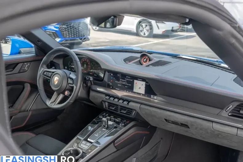 Porsche 992 din 2026 cu 9.900 km - oferta POR223887 - foto 9