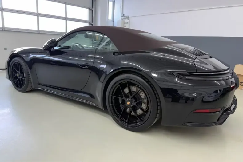 Porsche 911 din 2026 cu 4.200 km - oferta POR223890 - foto 5