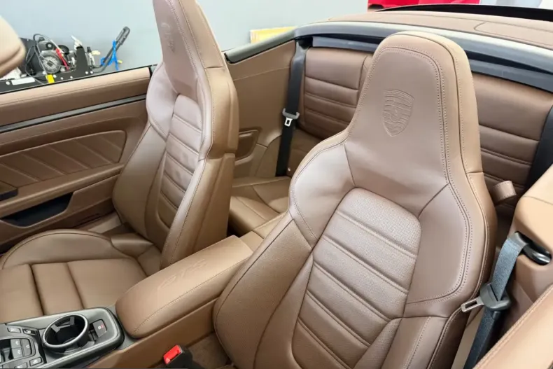 Porsche 911 din 2026 cu 4.200 km - oferta POR223890 - foto 20