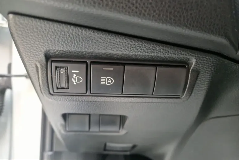 Toyota Corolla Cross din 2024 cu 44.878 km - oferta TOY223892 - foto 10
