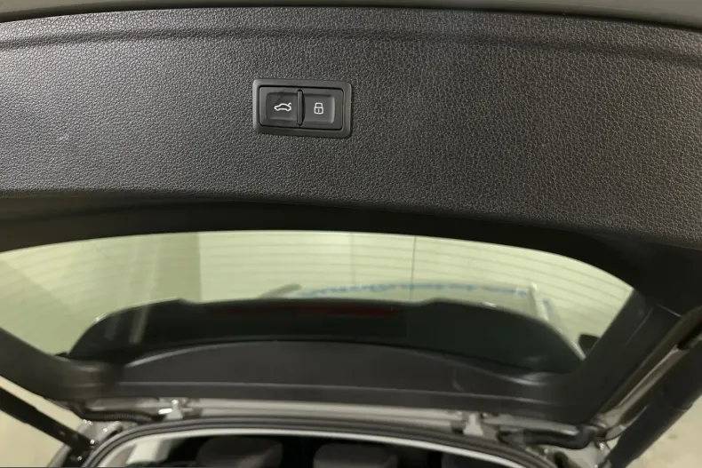 Audi Q5 din 2021 cu 71.670 km - oferta AUD223893 - foto 25