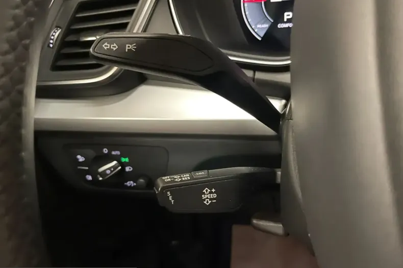 Audi Q5 din 2021 cu 71.670 km - oferta AUD223893 - foto 26