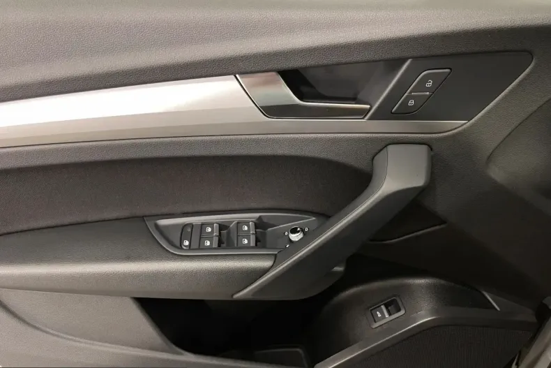 Audi Q5 din 2021 cu 71.670 km - oferta AUD223893 - foto 27