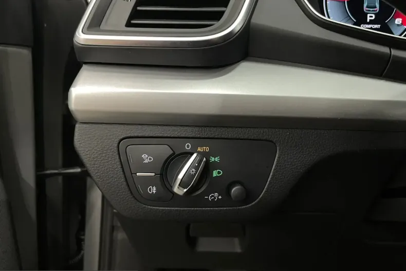 Audi Q5 din 2021 cu 71.670 km - oferta AUD223893 - foto 28