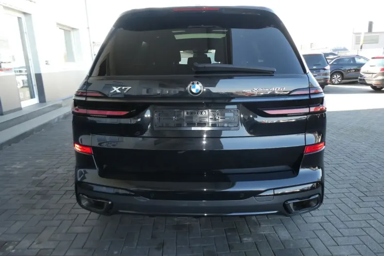 BMW X7 (Seria X) din 2024 cu 37.380 km - oferta BMW223894 - foto 5