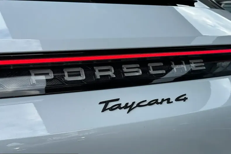 Porsche Taycan din 2024 cu 21.455 km - oferta POR223897 - foto 10