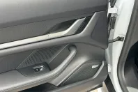Porsche Taycan din 2024 cu 21.455 km - oferta POR223897 - foto 13