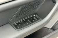 Porsche Taycan din 2024 cu 21.455 km - oferta POR223897 - foto 30
