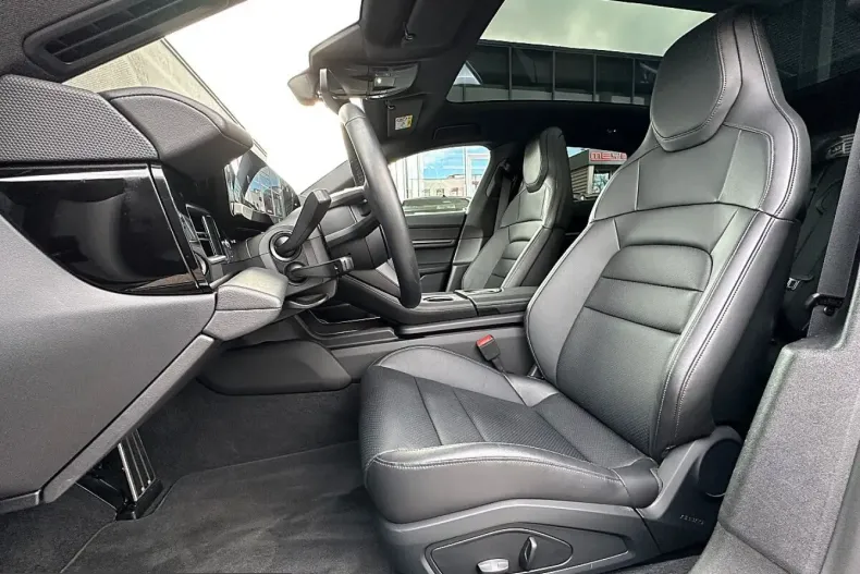 Porsche Taycan din 2024 cu 21.455 km - oferta POR223897 - foto 32