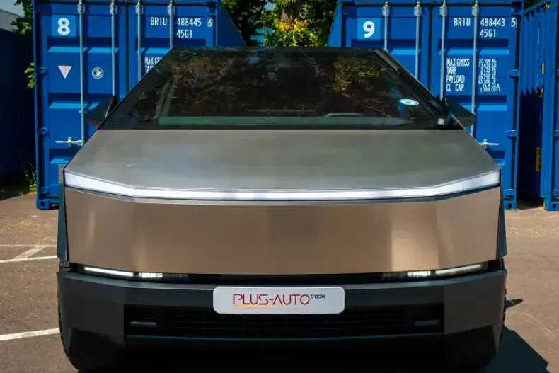 Tesla Cybertruck din 2026 cu 3.000 km - oferta TES223898 - foto 31