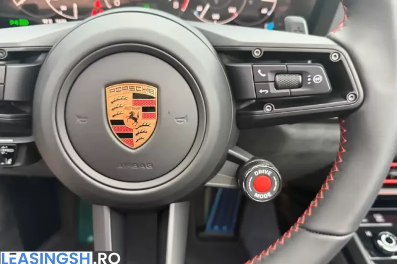Porsche 992 din 2026 cu 9.900 km - oferta POR223899 - foto 27
