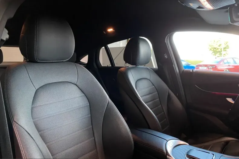 Mercedes-Benz GLC 300 (Clasa GLC) din 2021 cu 92.302 km - oferta MER223900 - foto 21