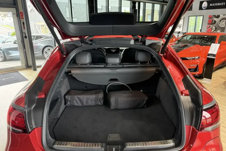 Mercedes-Benz GLC 300 (Clasa GLC) din 2021 cu 29.270 km - oferta MER223903 - foto 11
