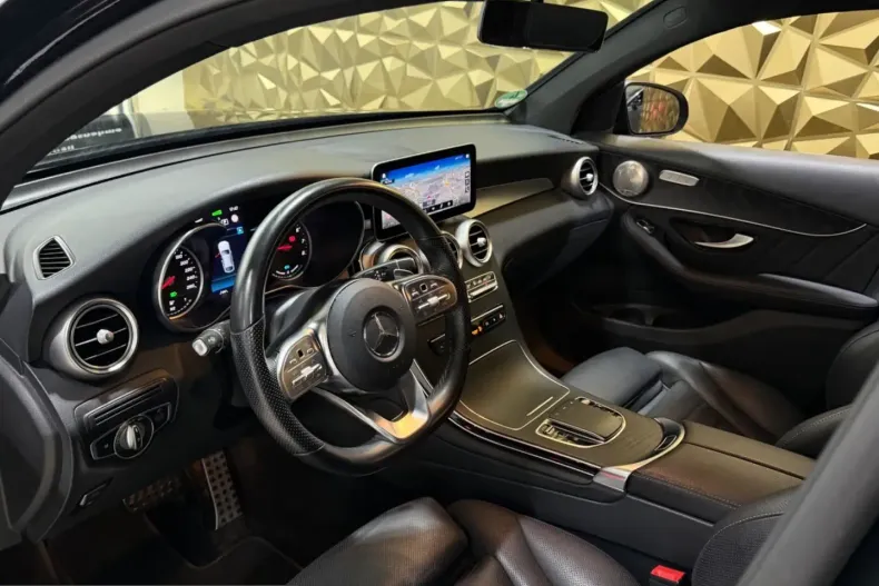 Mercedes-Benz GLC 300 (Clasa GLC) din 2021 cu 92.100 km - oferta MER223906 - foto 2
