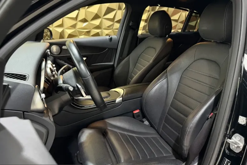 Mercedes-Benz GLC 300 (Clasa GLC) din 2021 cu 92.100 km - oferta MER223906 - foto 26