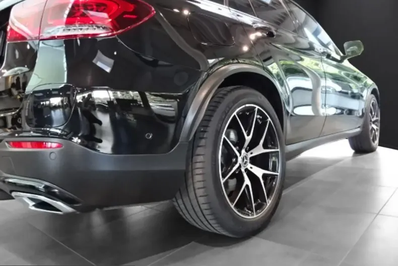 Mercedes-Benz GLC 300 (Clasa GLC) din 2021 cu 68.912 km - oferta MER223907 - foto 14