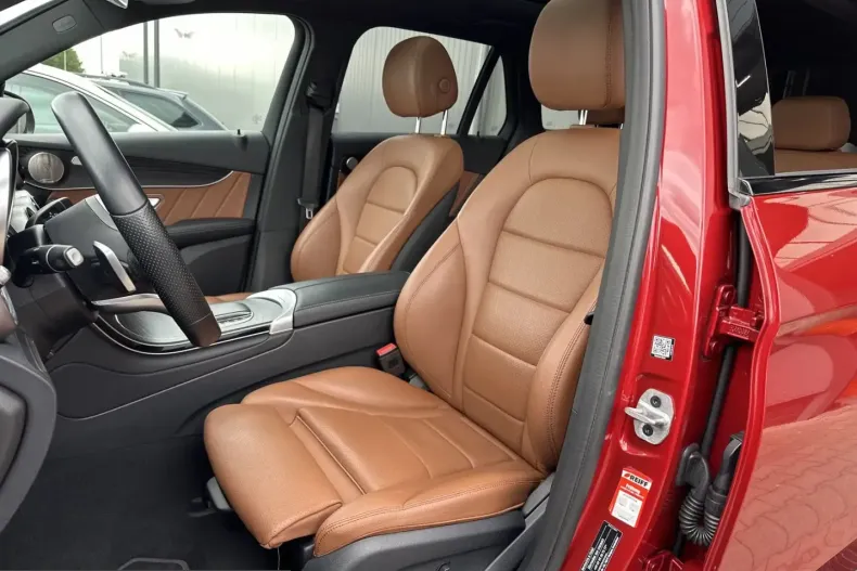 Mercedes-Benz GLC 300 (Clasa GLC) din 2022 cu 84.750 km - oferta MER223908 - foto 9