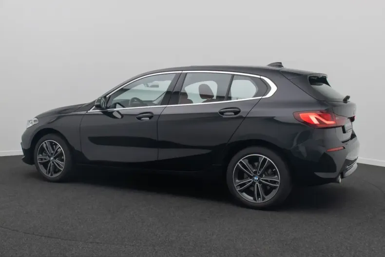 BMW 120 (Seria 1) din 2023 cu 24.688 km - oferta BMW223911 - foto 10